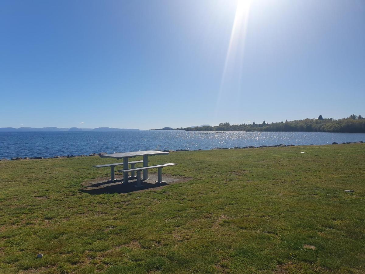 10 @ Wai Matangi Turangi Exterior foto